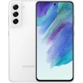 Смартфон Samsung Galaxy S21 FE 5G SM-G990B 6/128Gb White