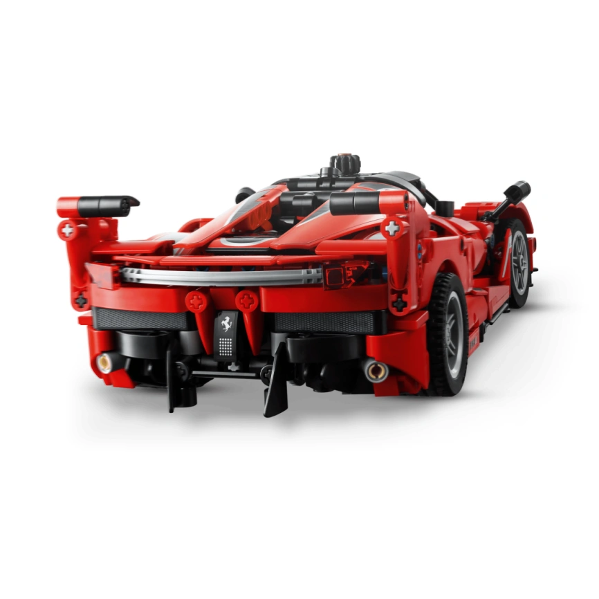 Конструктор LEGO Technic Ferrari FXX K 42212 фото 6