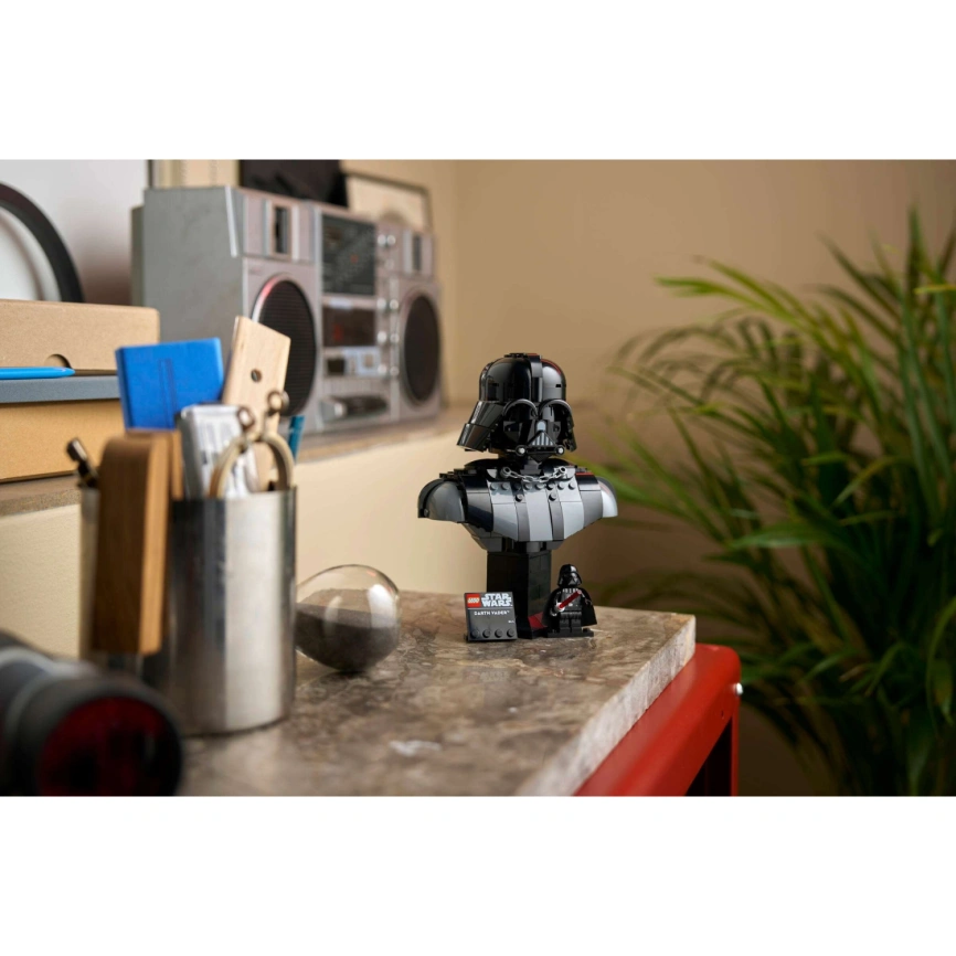 Конструктор LEGO Star Wars Darth Vader Bust фото 4